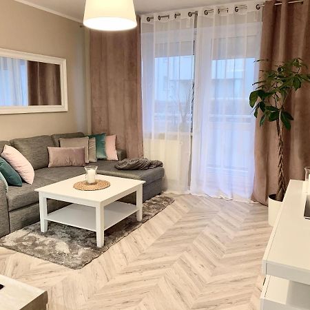 Apartament Szosa Chelminska Lägenhet Stary Toruń Exteriör bild