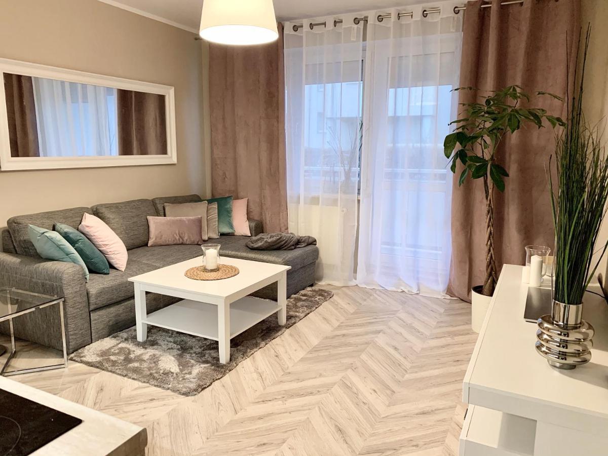 Apartament Szosa Chelminska Lägenhet Stary Toruń Exteriör bild